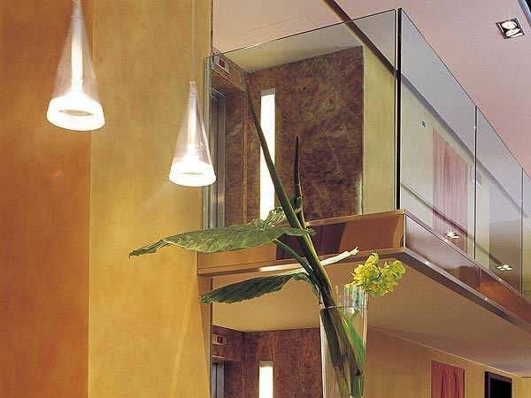 Direct light pendant lamp | Fucsia by Flos