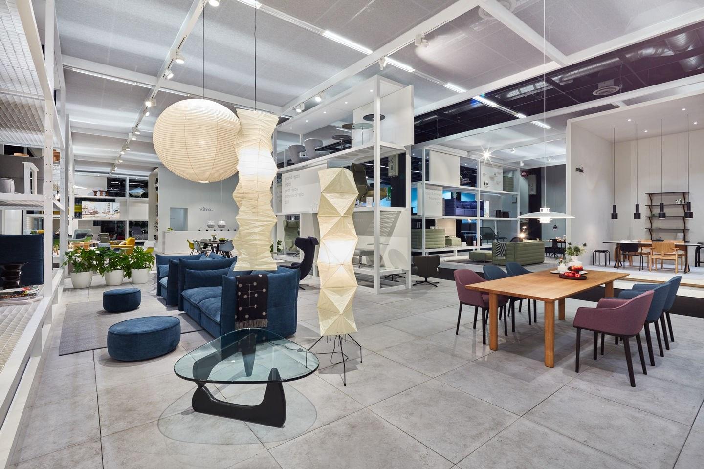 Japanese paper pendant lamp | Akari 33n by Vitra