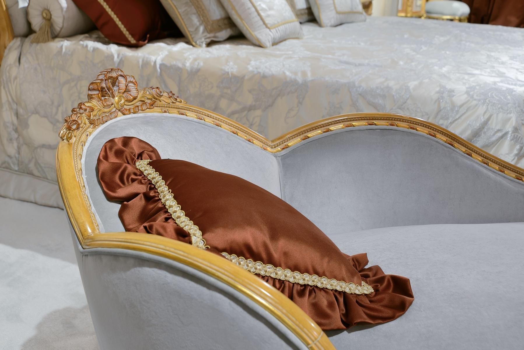 Upholstered velvet day bed | 3700_luigi Xvi by Ezio Bellotti