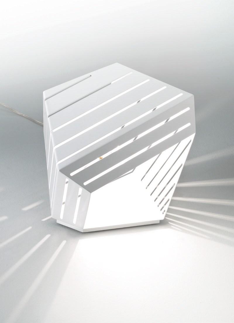 Direct light iron floor lamp | Dadì by Zava