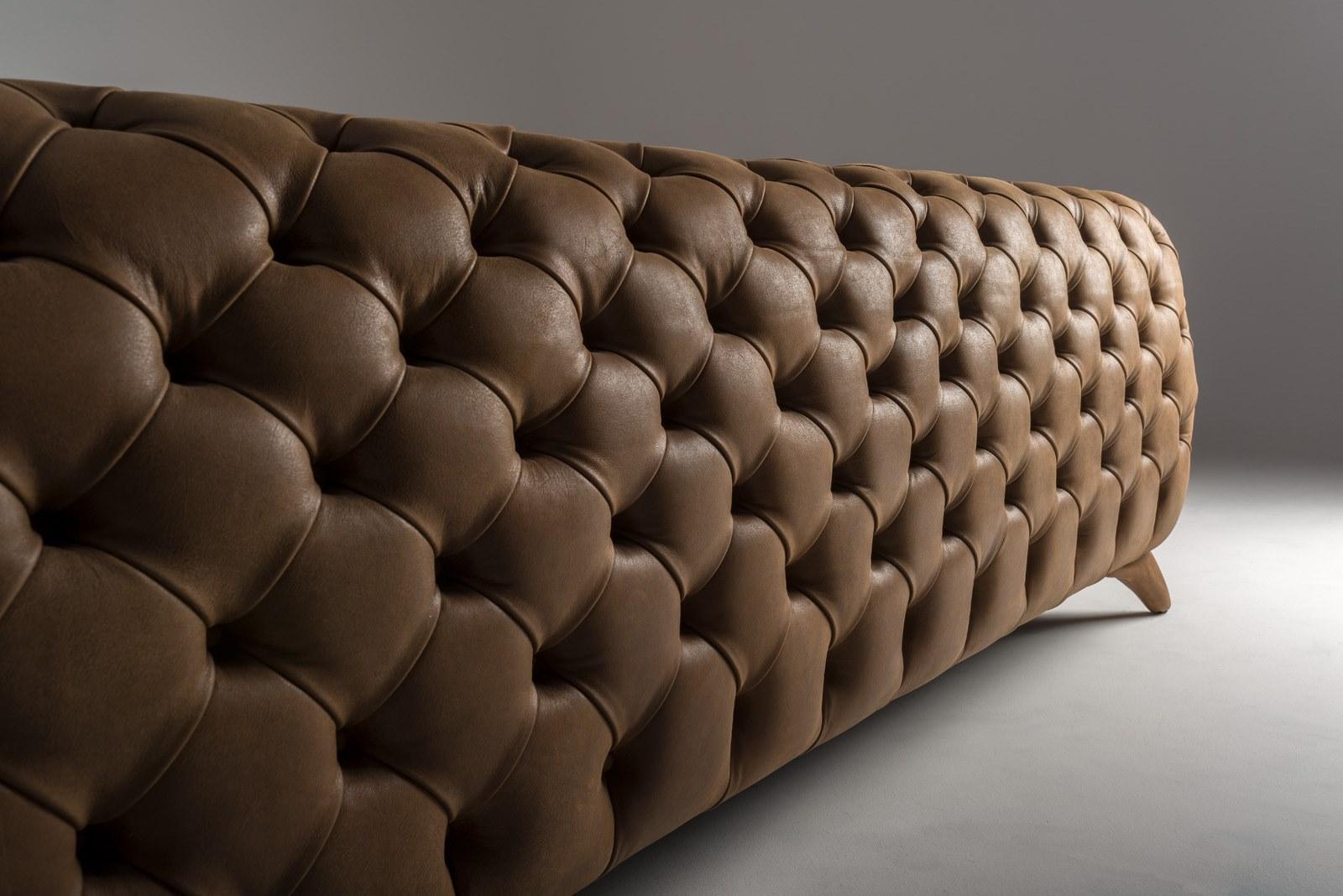 Tufted 3 seater nabuk sofa | Isidoro by Mantellassi 1926