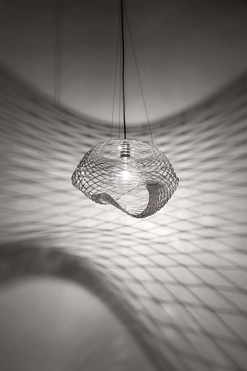 Direct light metal pendant lamp | Net by Zava