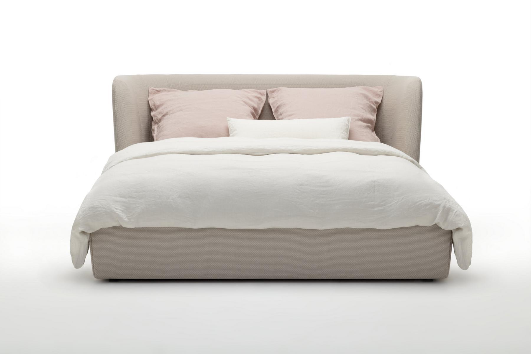 Fabric double bed | 1400 Tondo by Rolf Benz