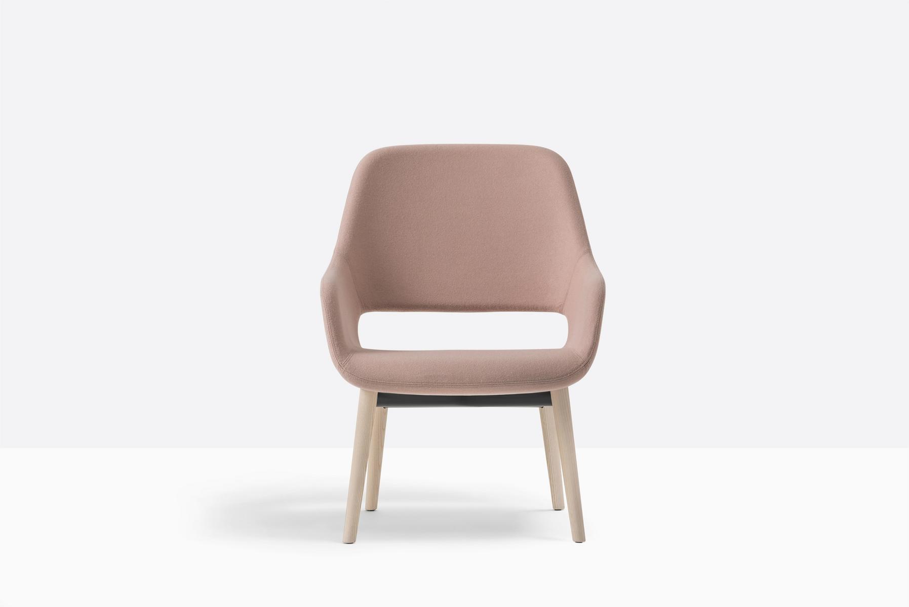 Upholstered fabric easy chair with armrests | Babila Comfort 2759 by Pedrali