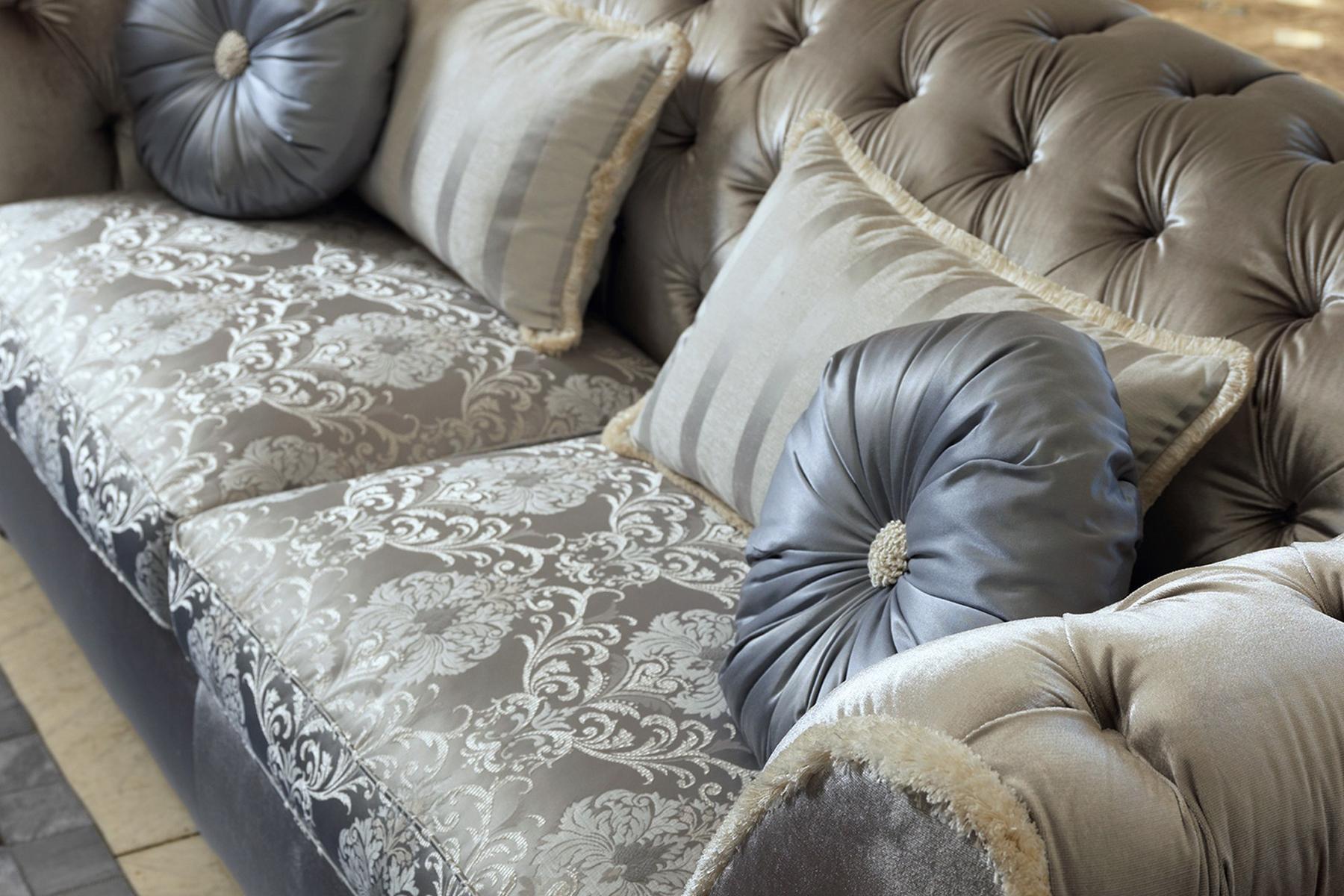 Chesterfield style tufted 3 seater sofa | Desdemona Classic by Domingo salotti