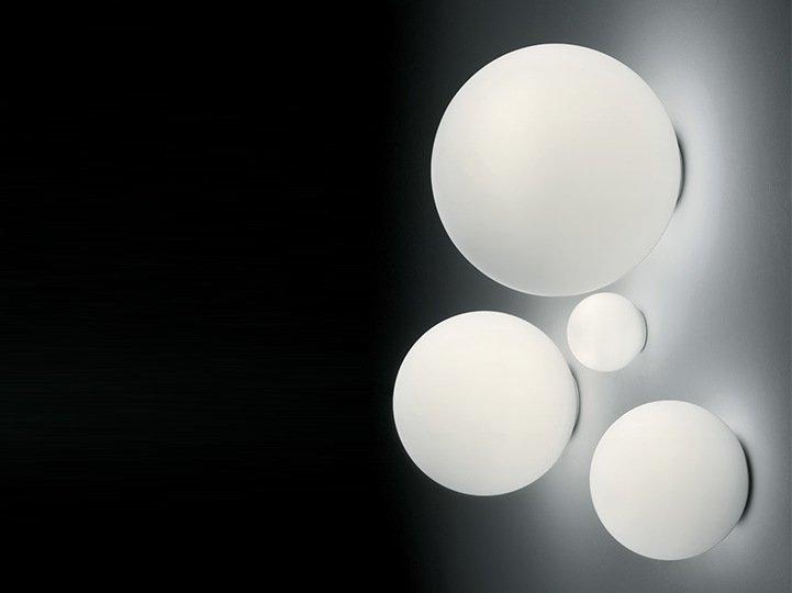 Halogen blown glass wall lamp | Dioscuri by Artemide