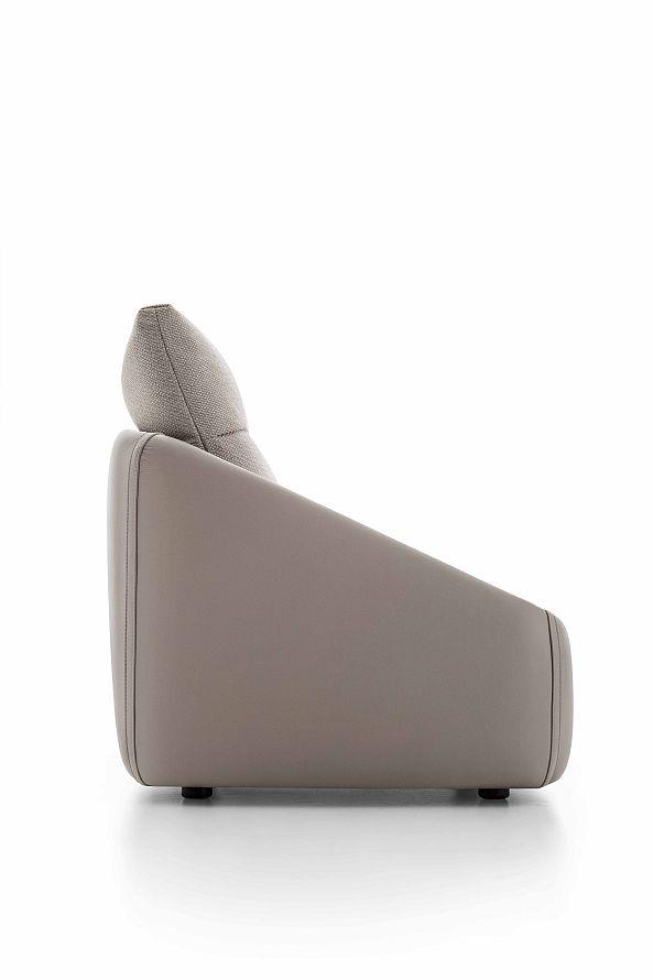 Upholstered armchair | Bend by Ditre Italia