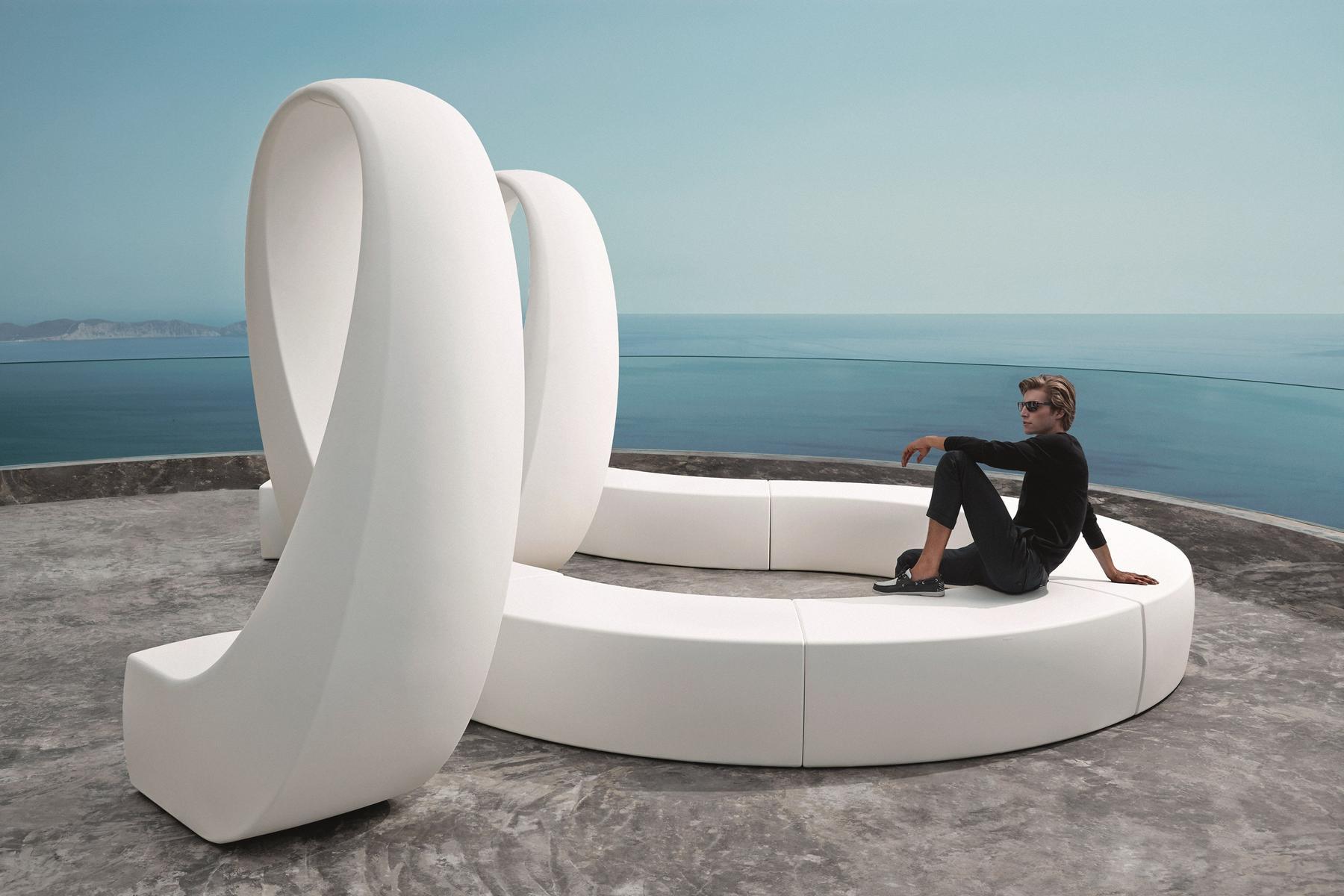 Modular polyethylene garden sofa | And by Vondom