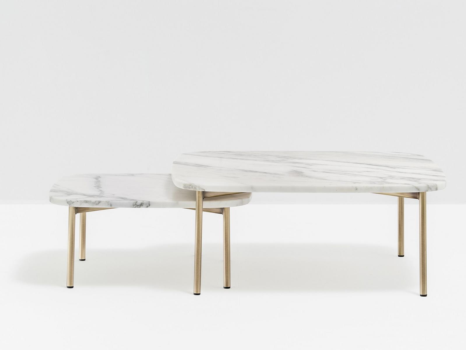 Square marble coffee table | Buddy 59x59 by Pedrali