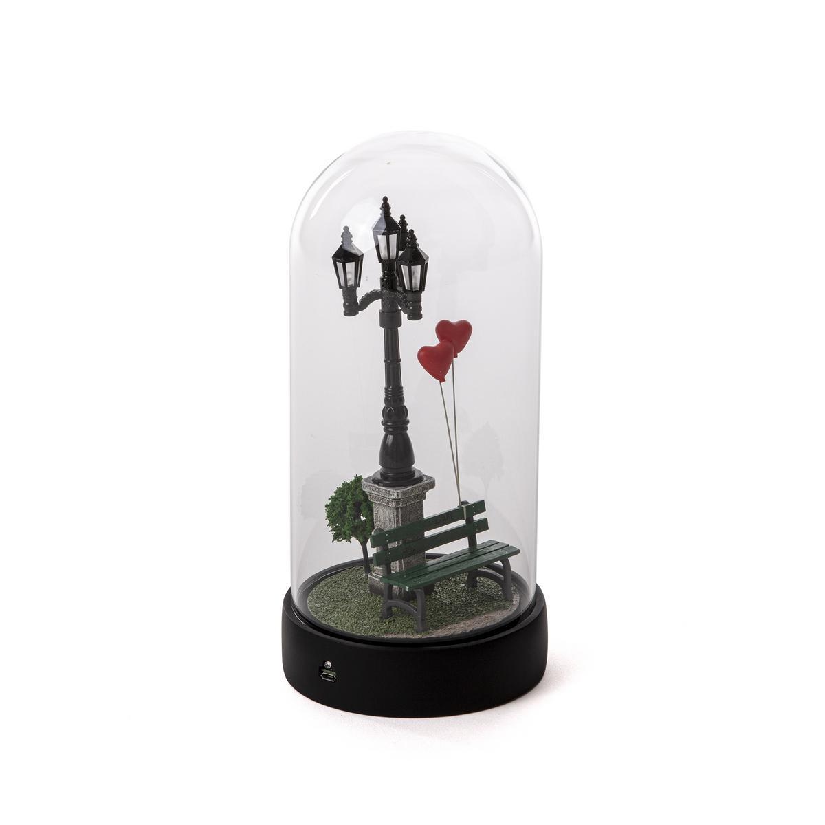 Resin table lamp | My Little Valentine by Seletti