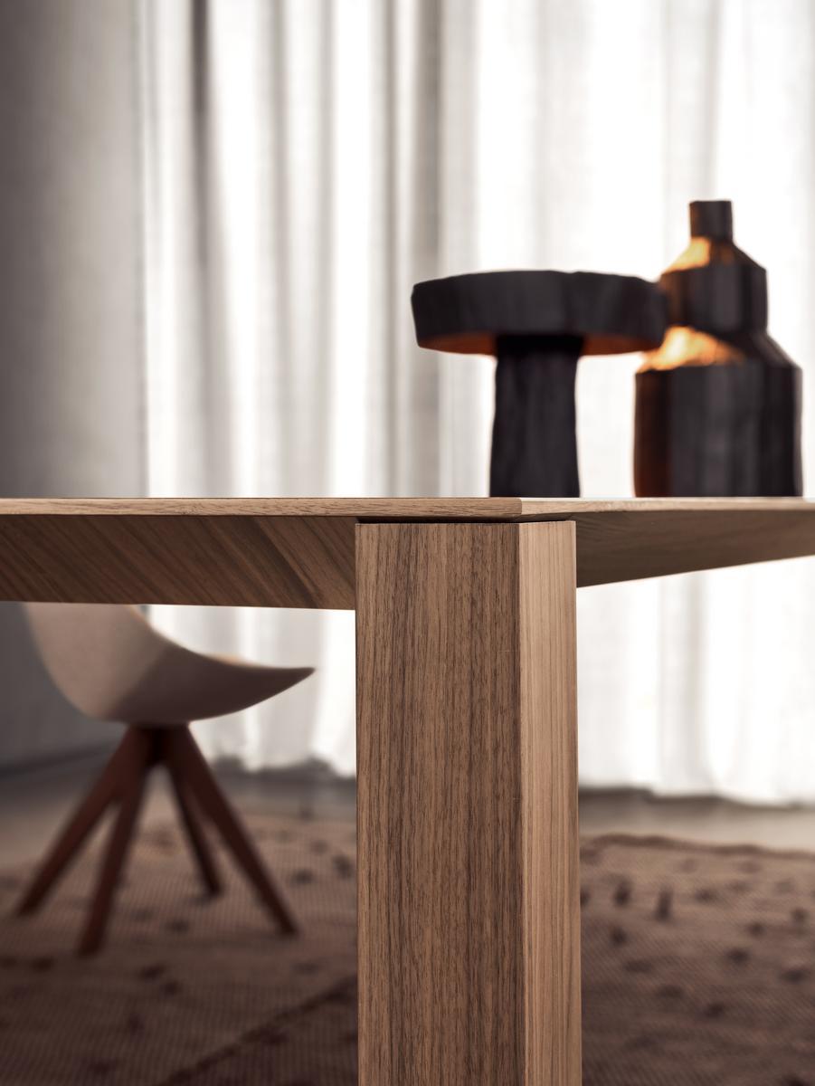 Custom wooden table | Woody by Pianca