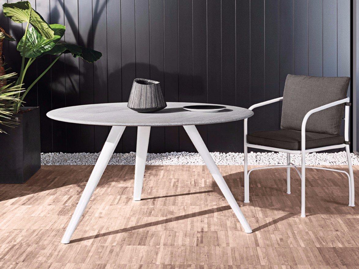 Outdoor table | Evans Outdoor by Minotti