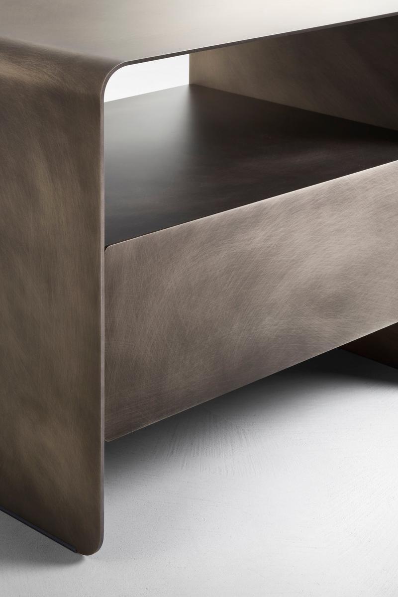 Rectangular metal bedside table with drawers | Foglio by Flou
