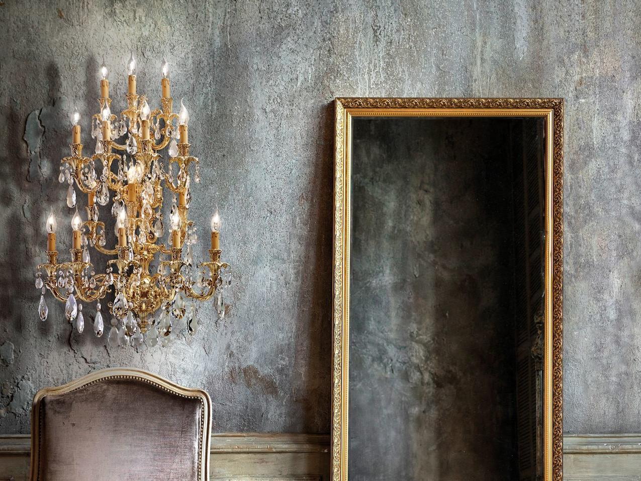 French Gold wall light with pear shape Schoeler crystals | Caesar 798/a15-sh/g by Possoni Illuminazione