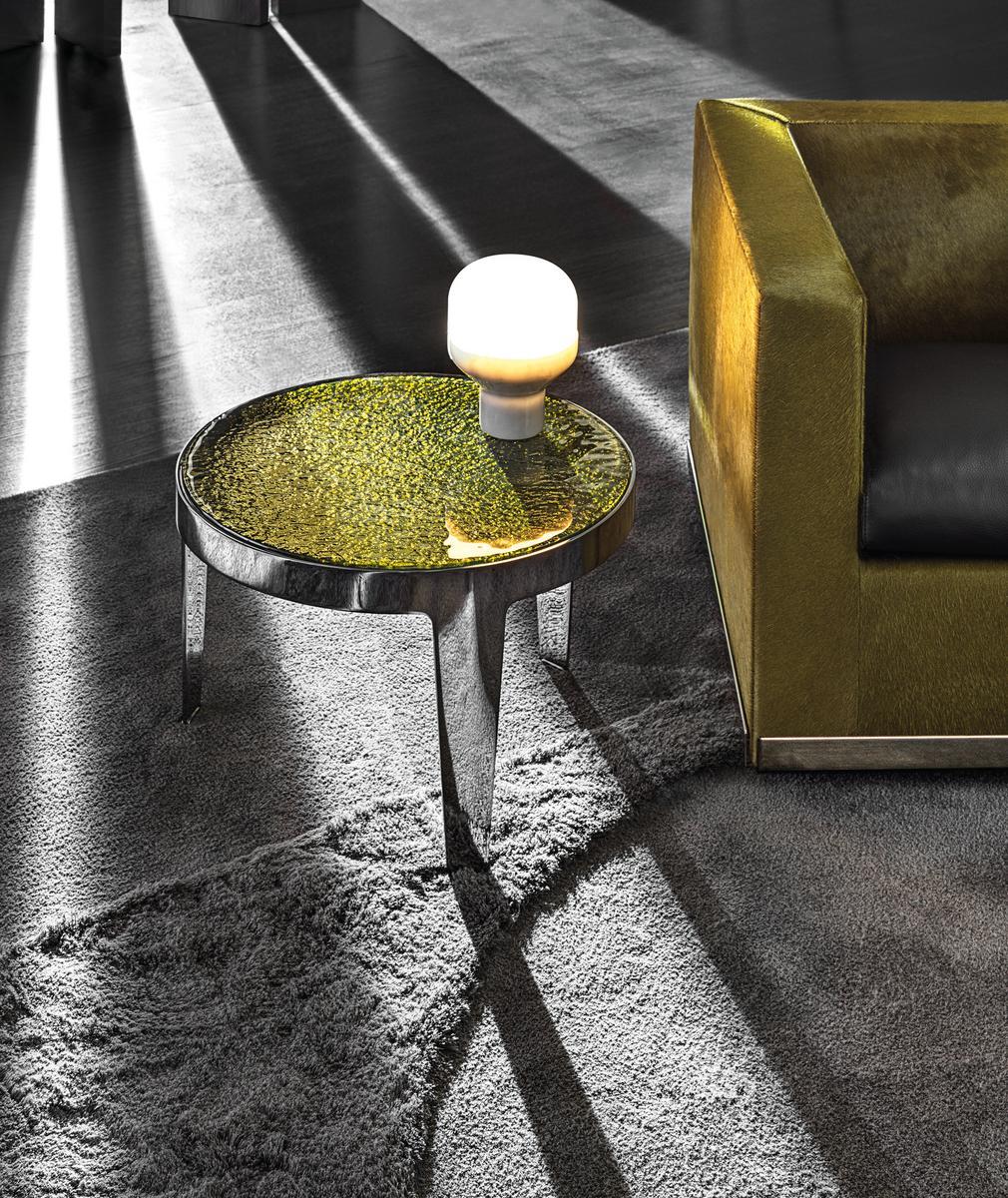 Round metal coffee table | Grant by Minotti