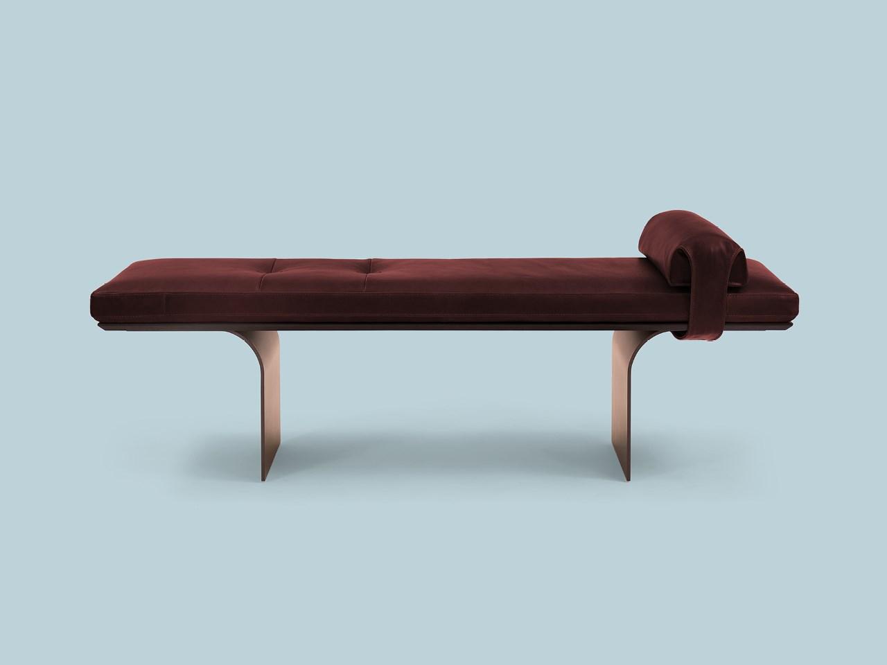 Leather day bed | Minerva by Borzalino