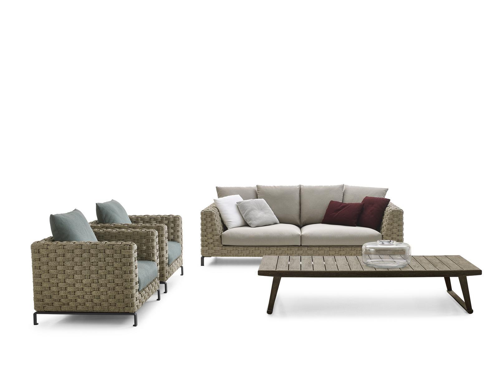 Textilene sofa | Ray Outdoor Natural by B&B Italia