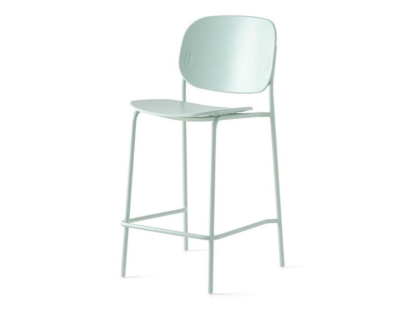 High polypropylene stool with footrest | Yo! by Connubia