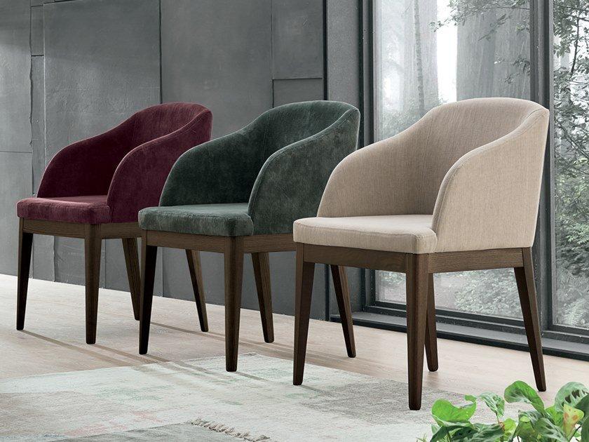 Upholstered easy chair with armrests | Lola by Tomasella