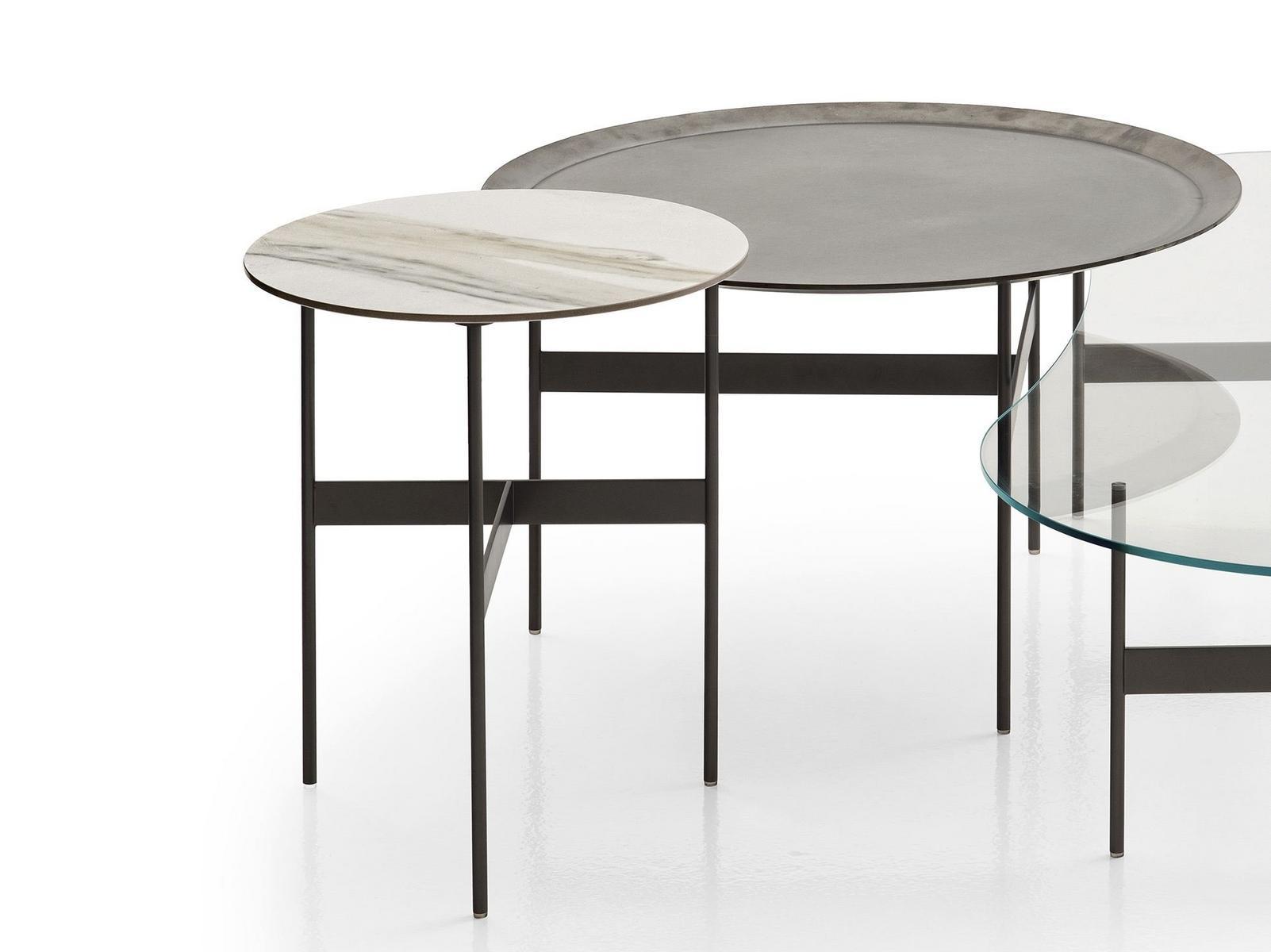 Low round porcelain stoneware coffee table | Formiche by B&B Italia