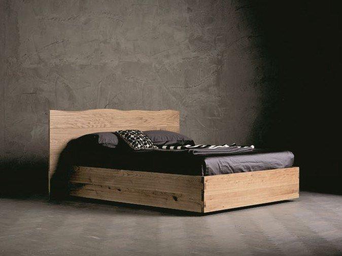 Solid wood double bed | Wood Ring 5 by Altacorte