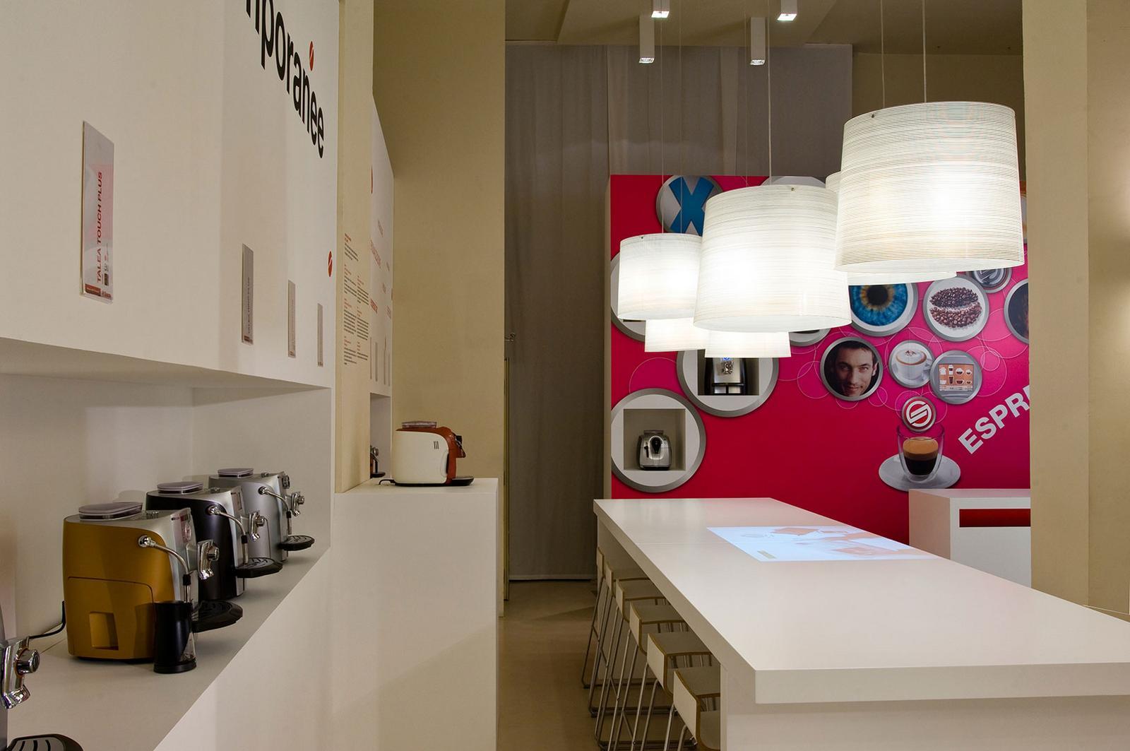 Japanese paper pendant lamp | Tite by Foscarini