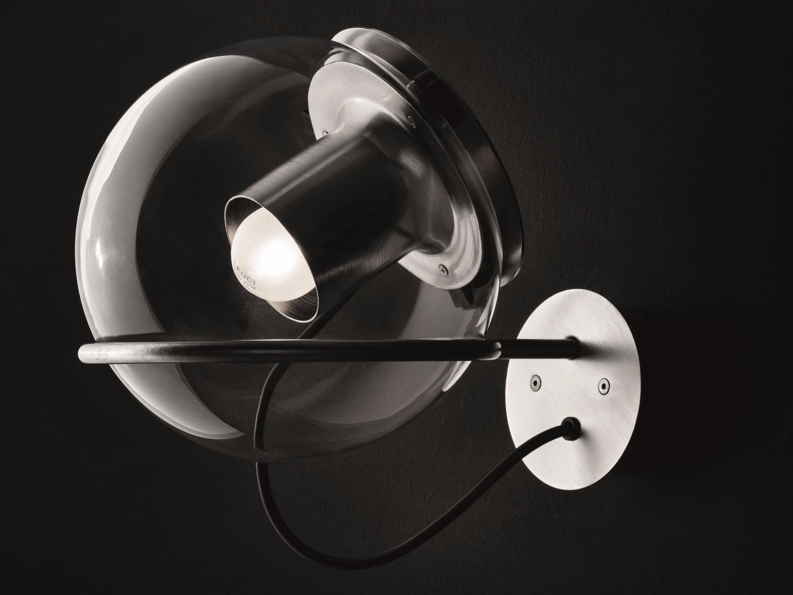 Direct light blown glass wall lamp | The Globe - 727 by Oluce