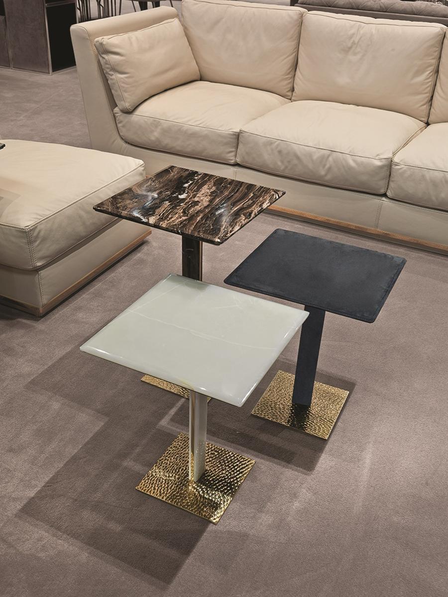Square leather coffee table | Yaki by Longhi