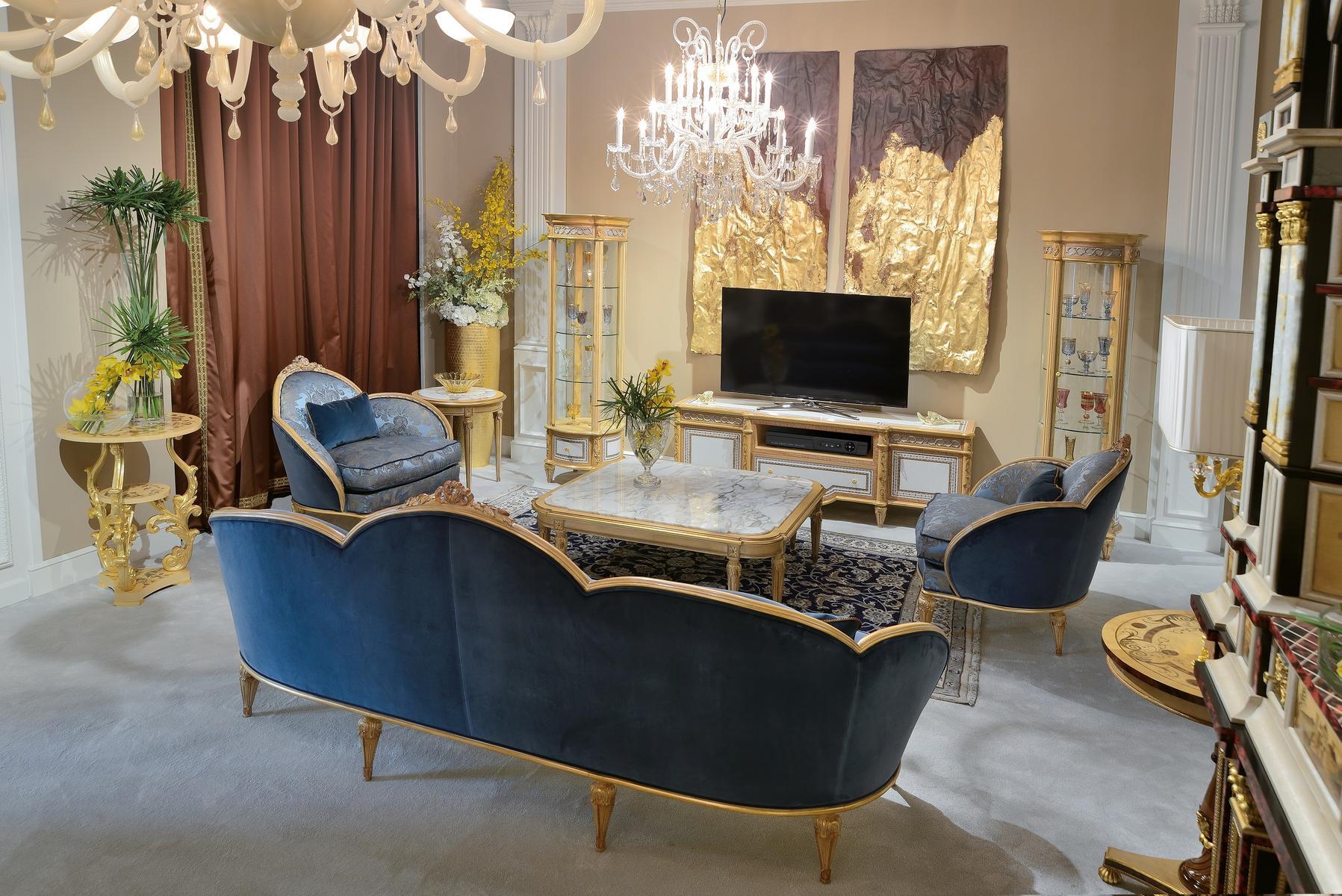 Square wooden coffee table | 4970 by Ezio Bellotti