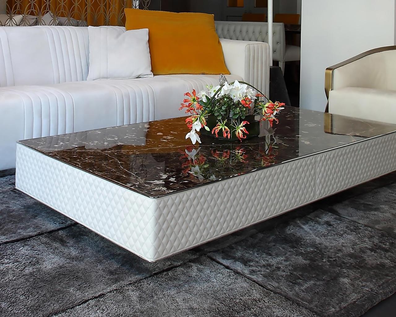 Marble coffee table in a classic style | Hugo by Rugiano