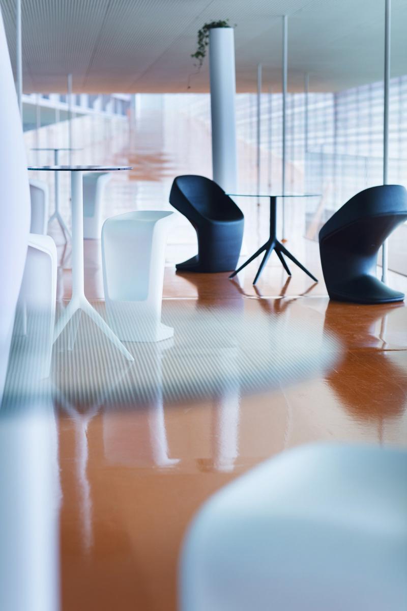 Polyethylene garden chair | Ufo by Vondom