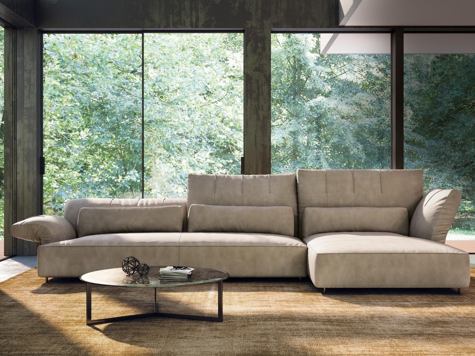 Sectional leather sofa | Brera by Nicoline