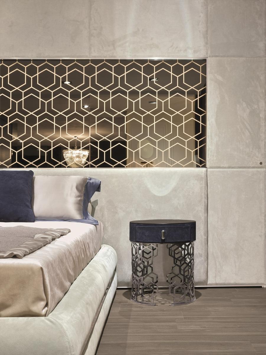 Round metal bedside table with drawers | Lucy by Longhi