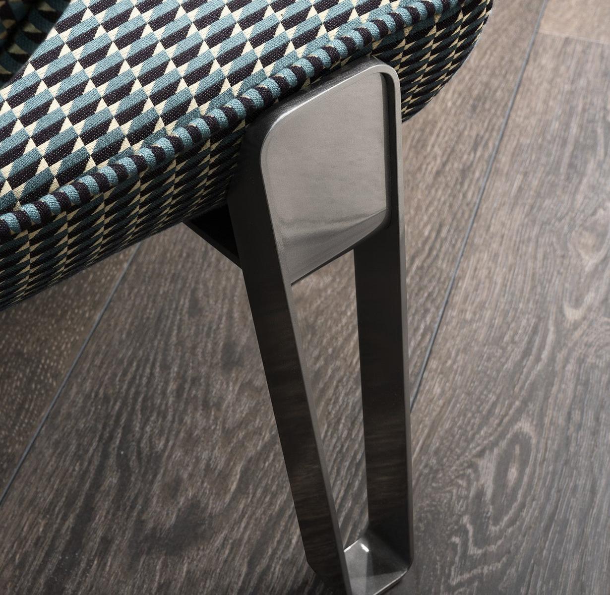 Leather armchair | Sweet Jane by Alberta Salotti