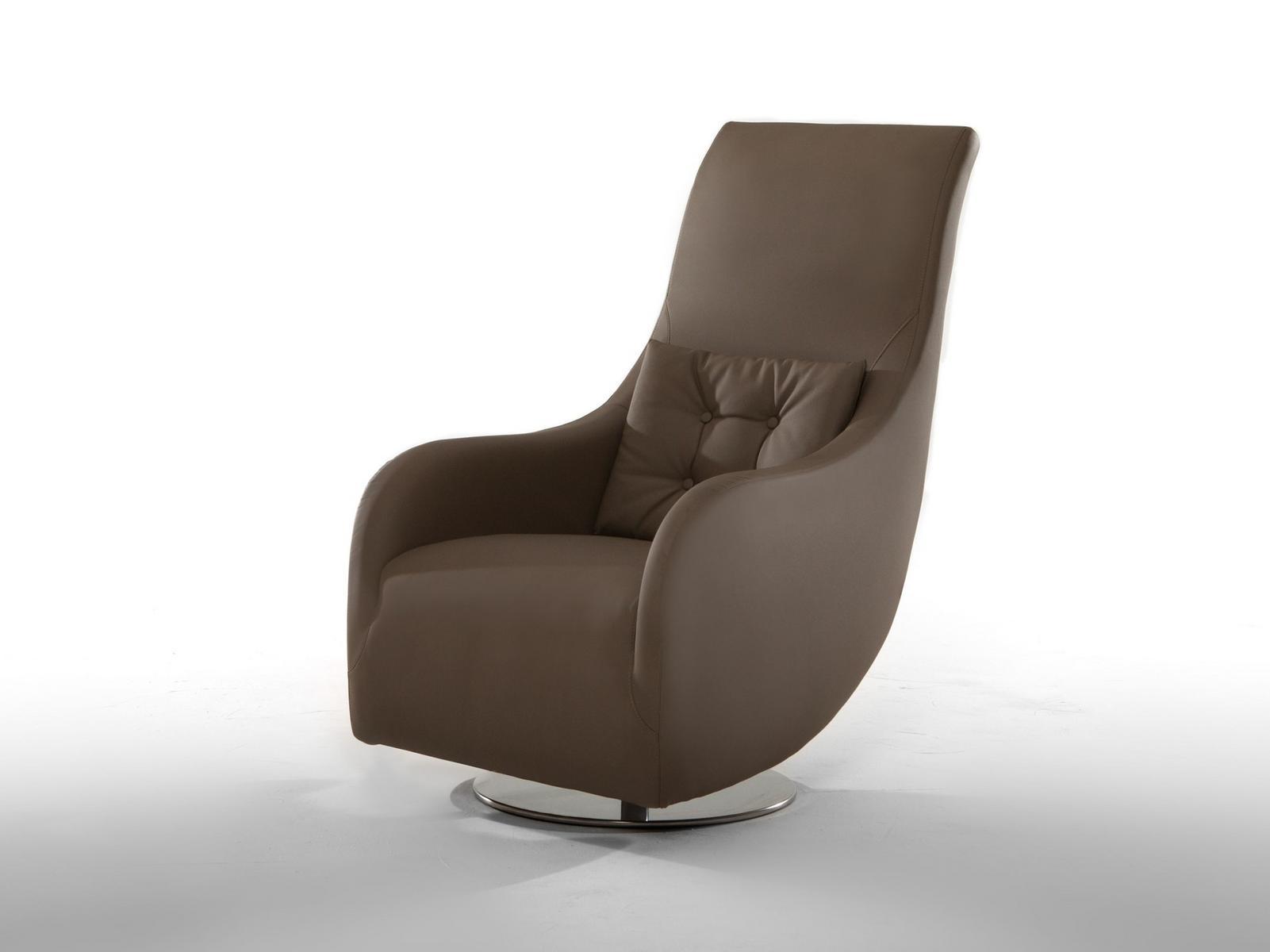 Upholstered leather armchair with armrests | Nolita by Tonin Casa