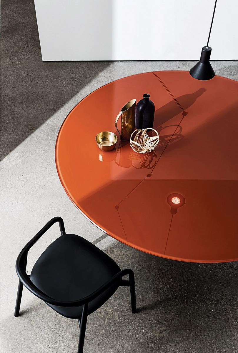 Round glass table | Totem by Sovet