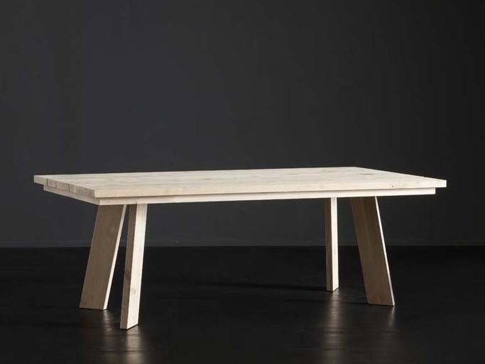 Rectangular wooden dining table | Madrid + Street by Altacorte