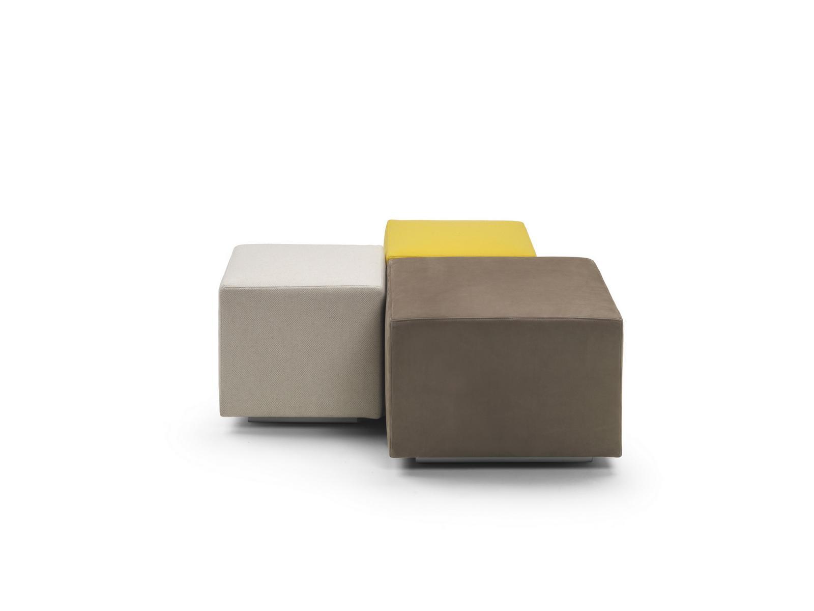 Modular square fabric pouf | Adagio by Flexform
