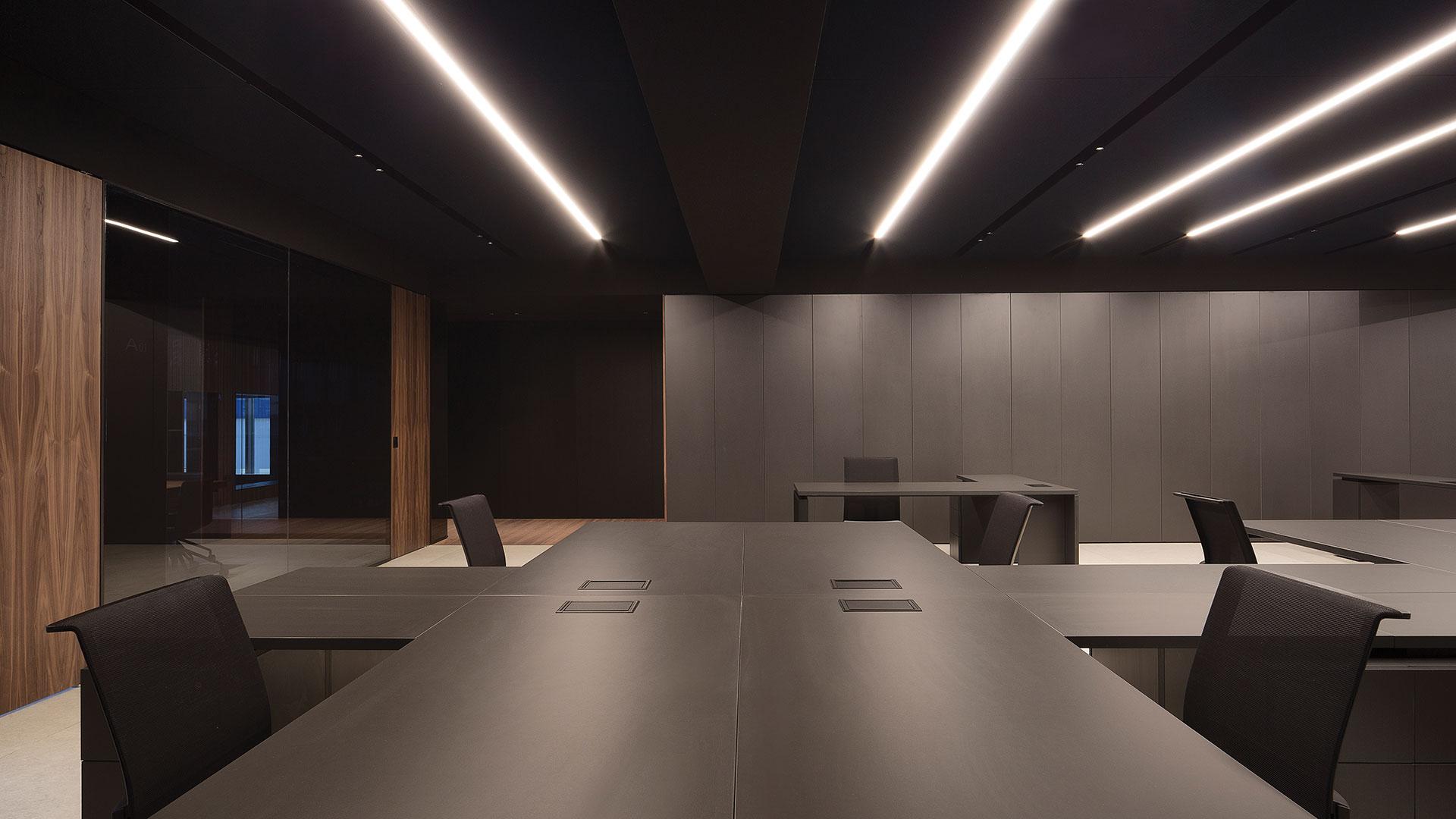 LED aluminium ceiling lamp | Fifty Ho Surface Custom by Arkoslight
