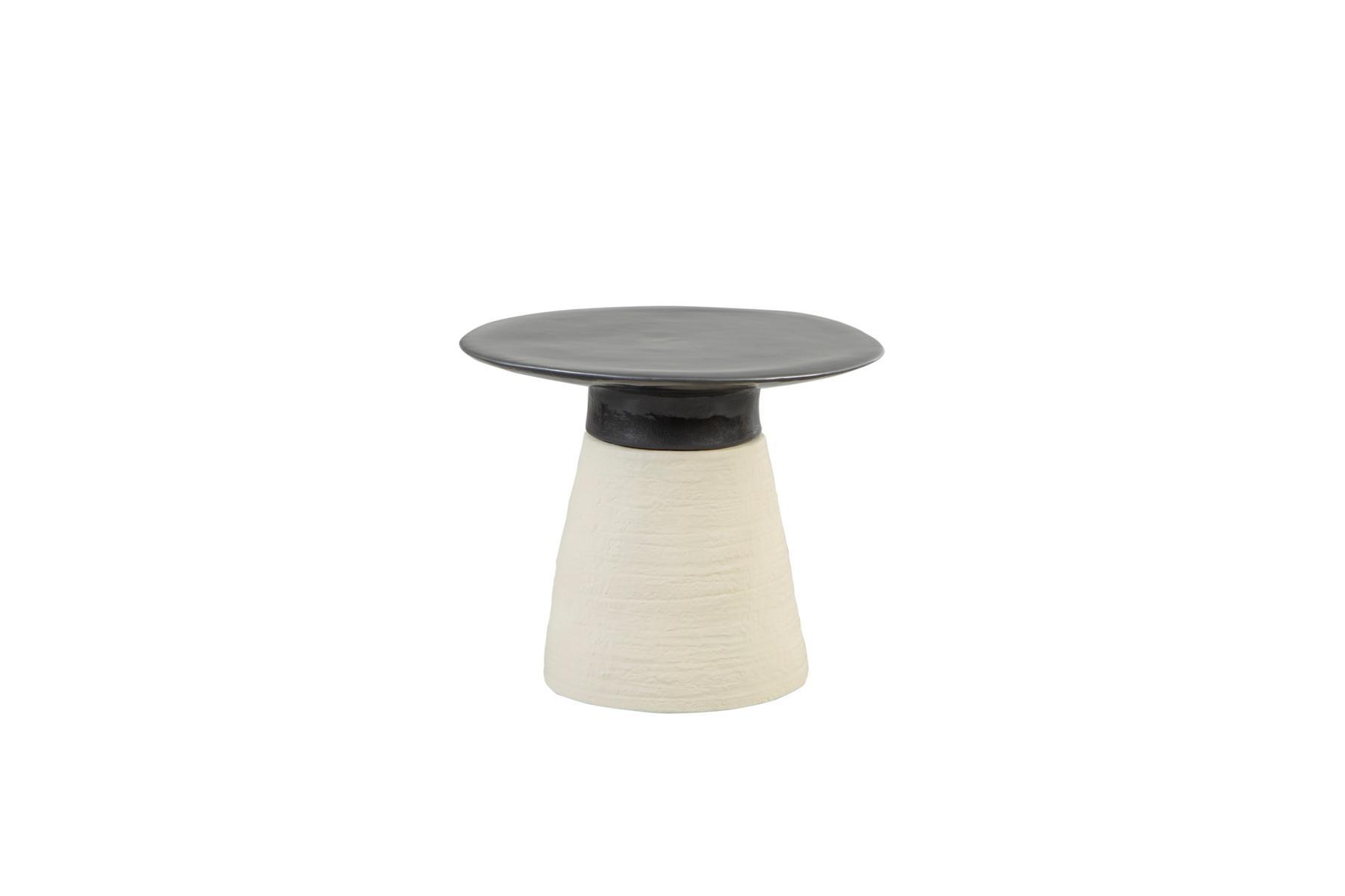 Round ceramic coffee table | Baobab by Tonin Casa