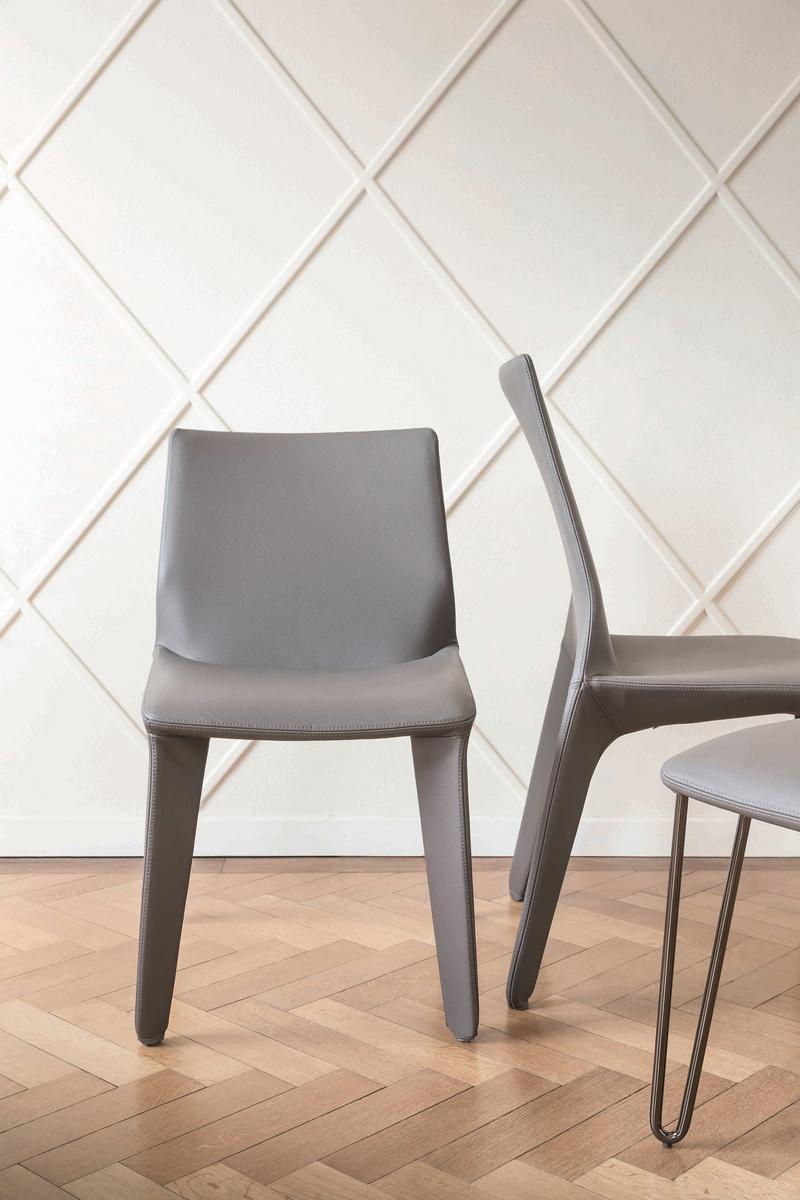 Upholstered leather chair | Heron by Bonaldo
