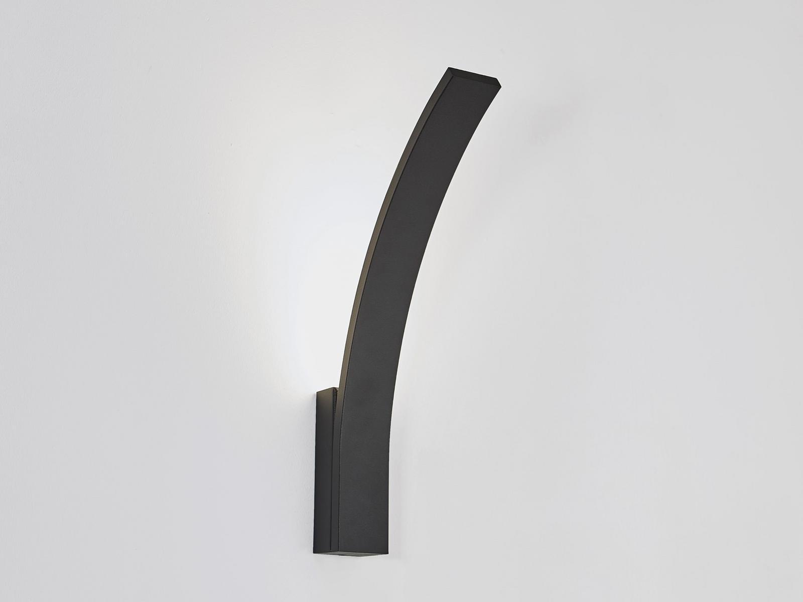 LED indirect light metal wall lamp with fixed arm | Stream W1 Xl by Ilfari