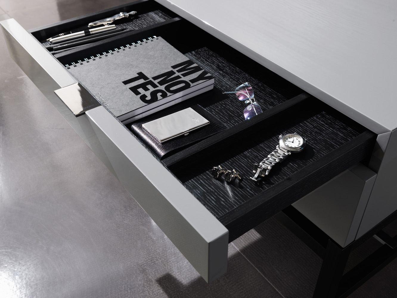 Bedside table | Harvey by Minotti