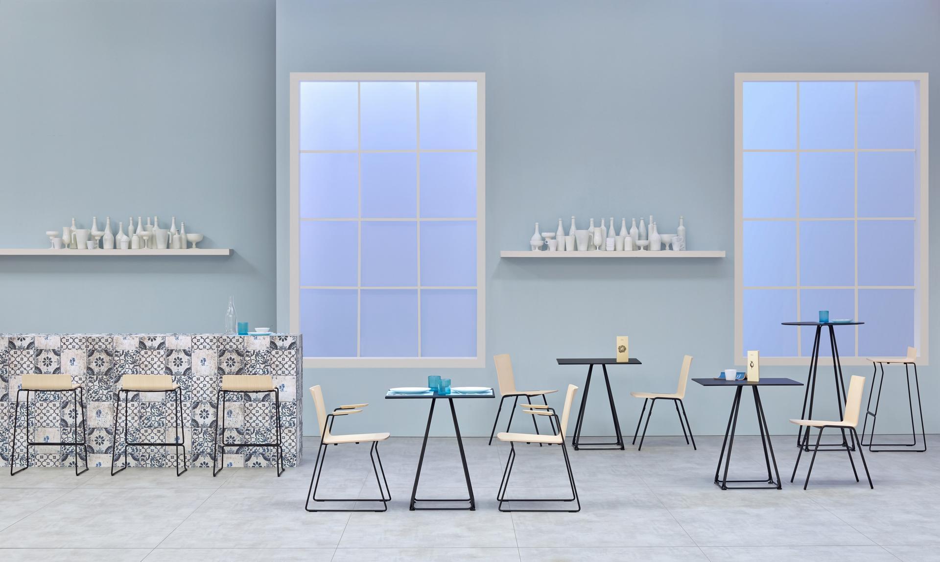 Sled base barstool with footrest | Osaka Metal 5717 by Pedrali