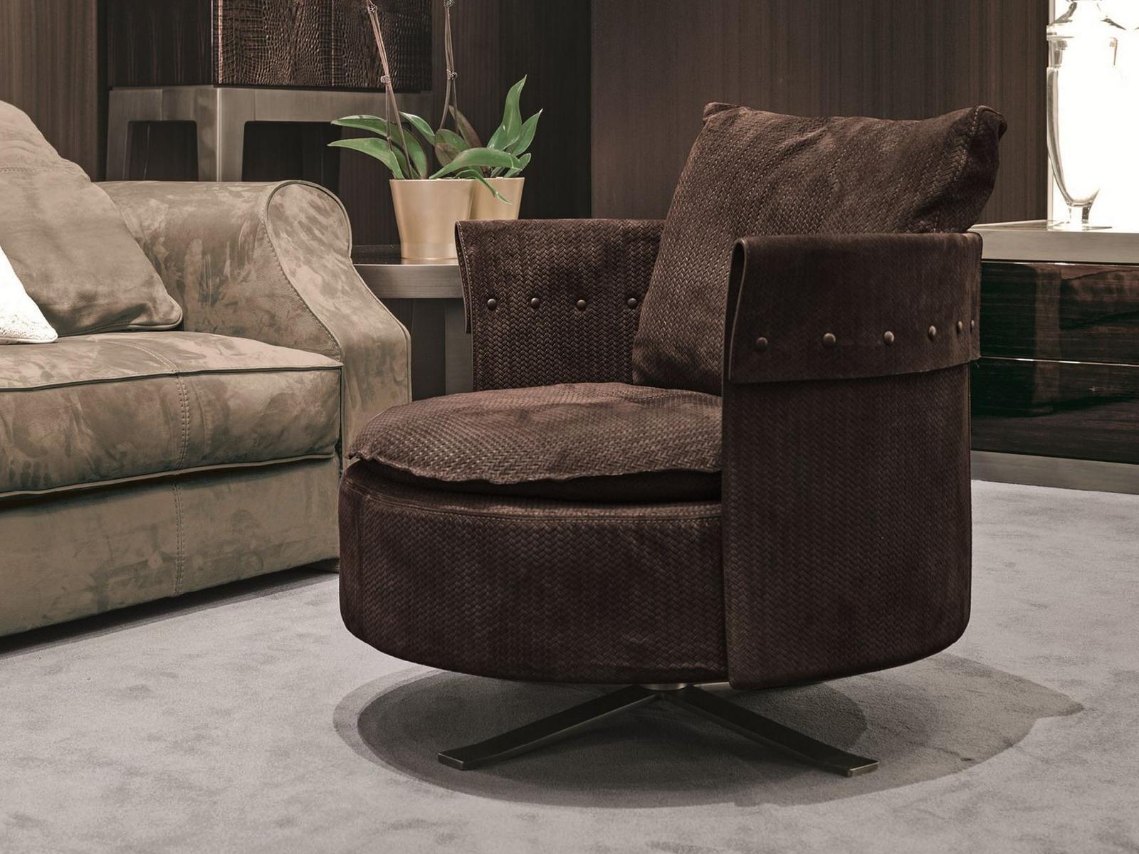 Velvet armchair | Charme by Longhi