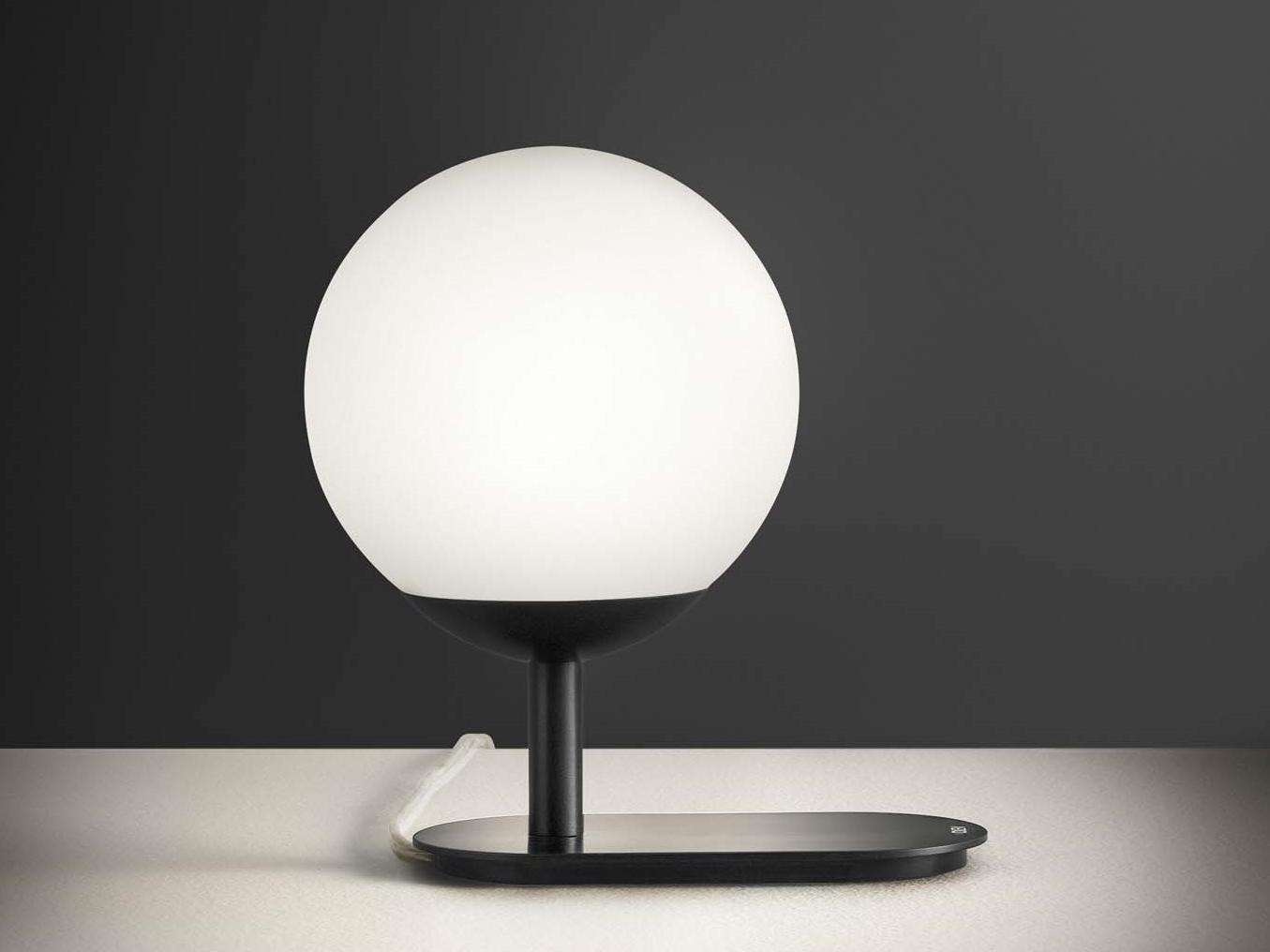 LED aluminium table lamp with dimmer | La Pallina by Olev