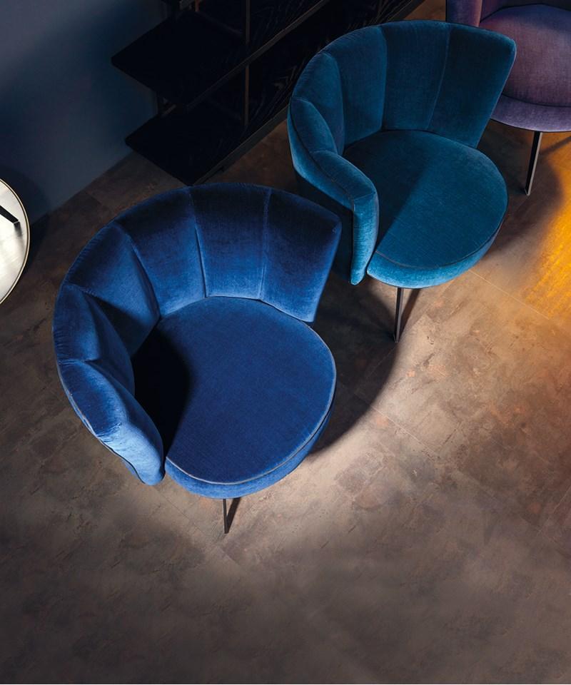 Upholstered velvet easy chair | Diva by Borzalino