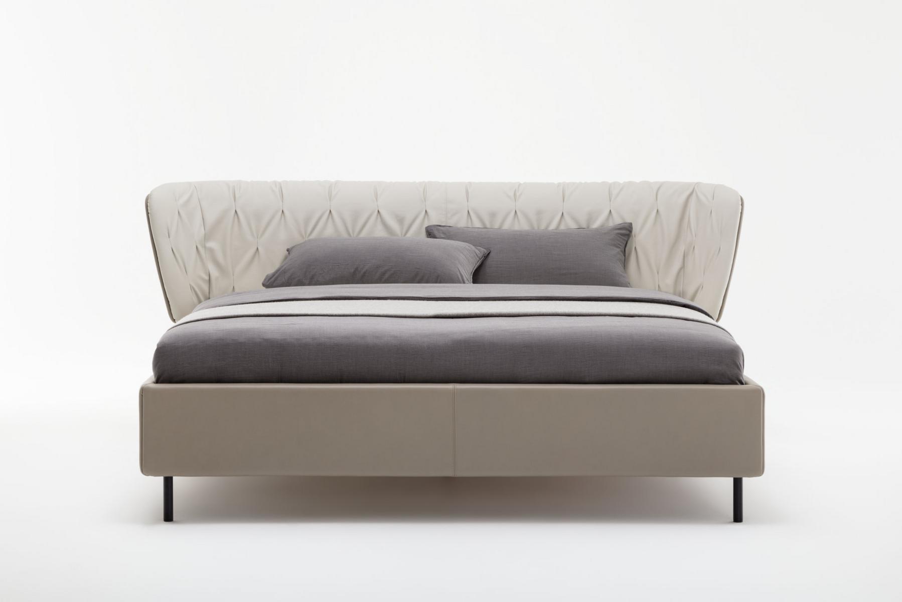 Leather double bed | 1600 Sono by Rolf Benz