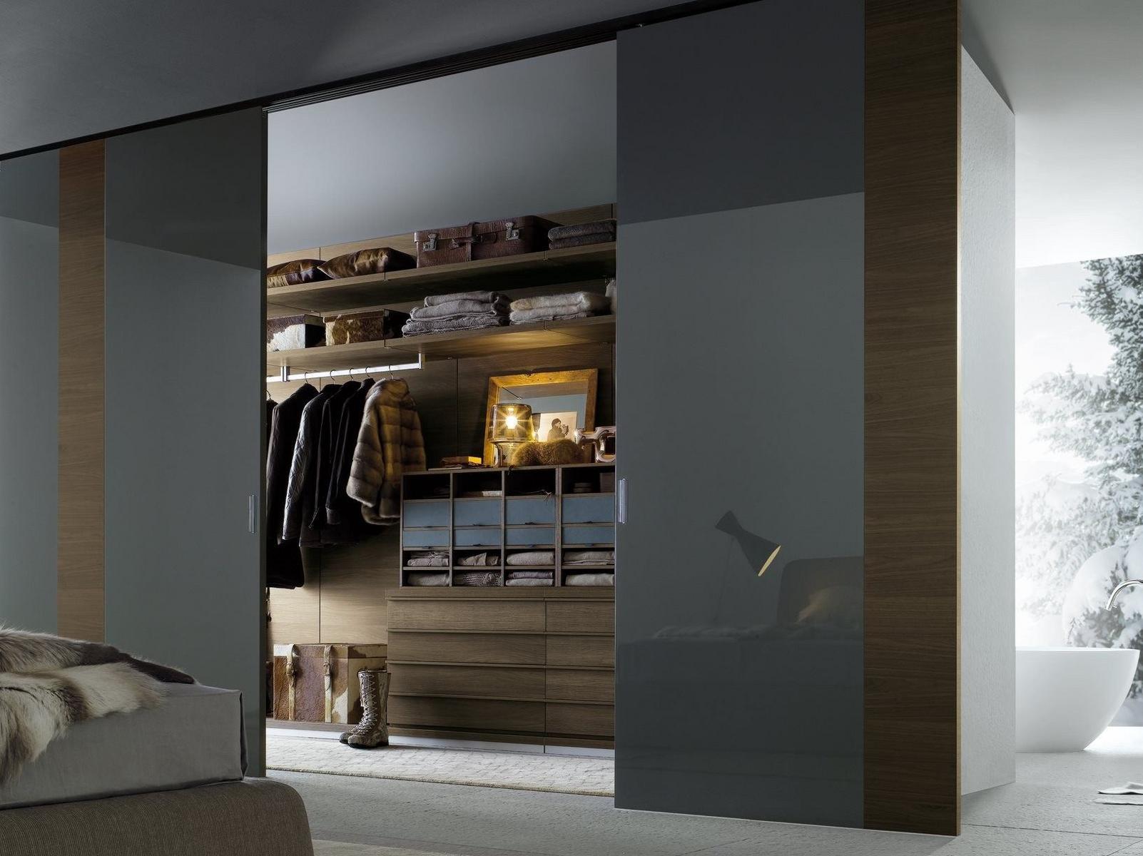 Sectional walk-in wardrobe | Ubik by Poliform