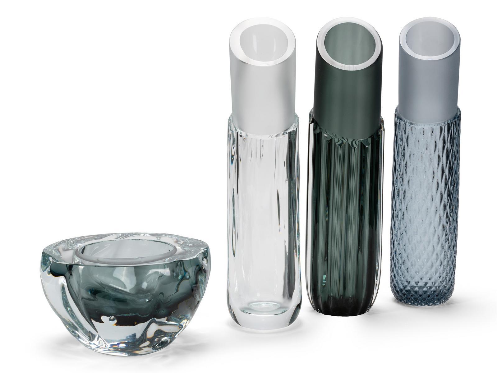 Glass vase | Lipstick by Visionnair